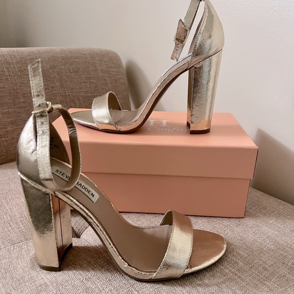 STEVE MADDEN Dylann Gold Women's Heels - Picture 8 of 8